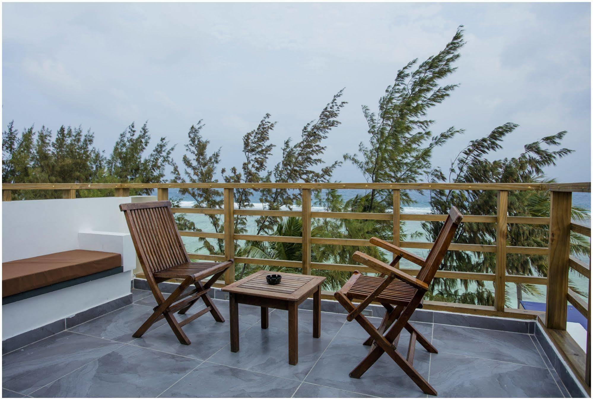 Ripple Beach Inn Hulhumalé Eksteriør billede